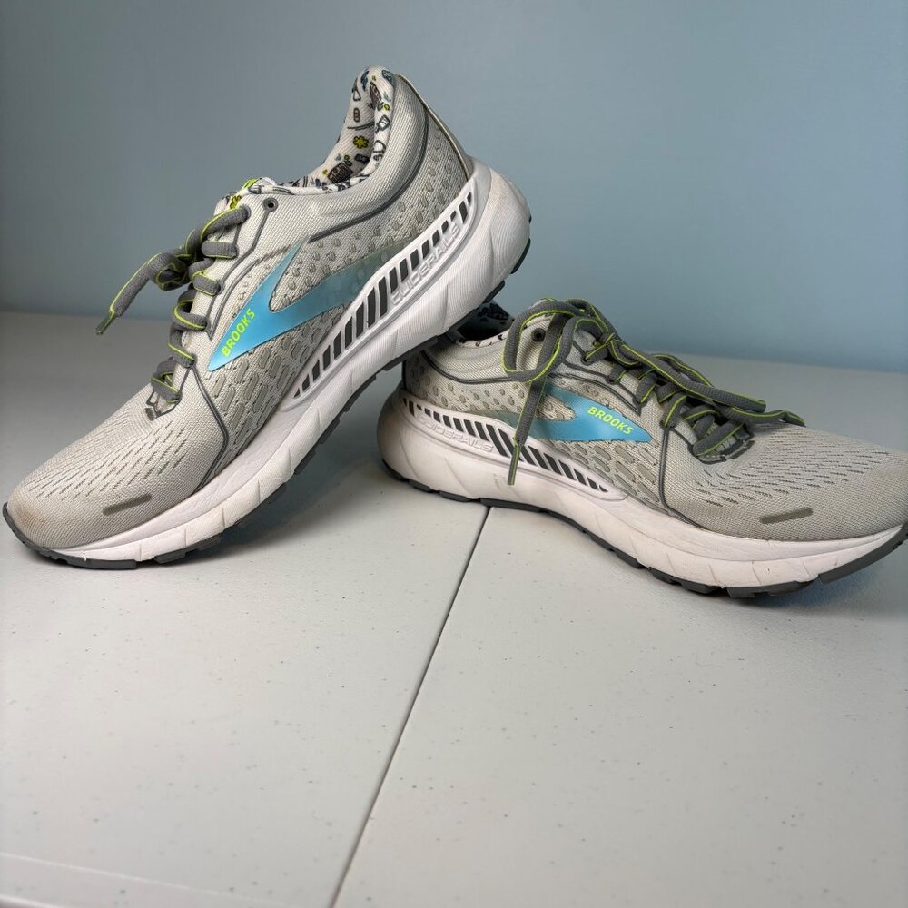 Brooks Adrenaline GTS 21 Women’s 8.5 Running Shoes First Responder Nurse Medical